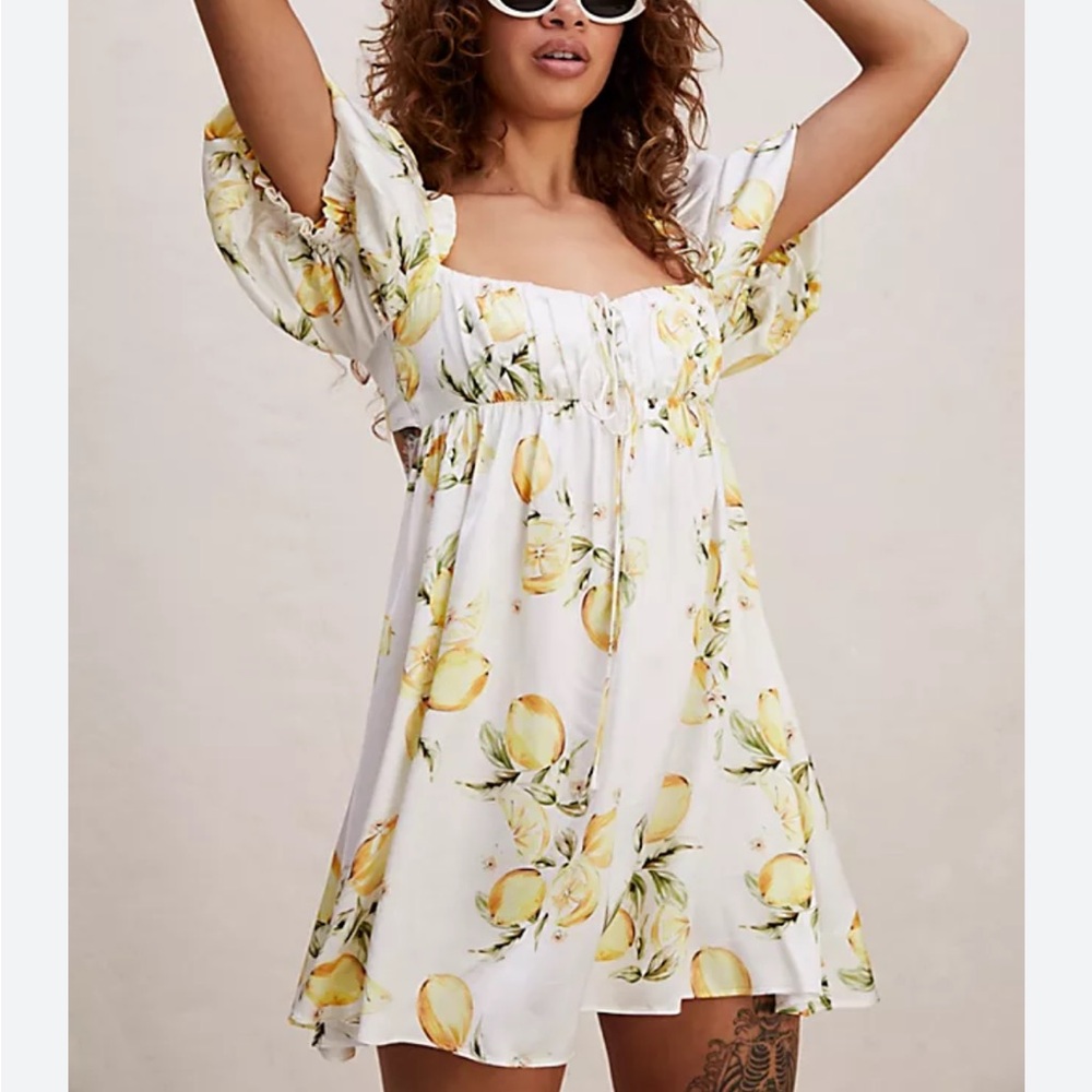 For Love &‎ Lemons Candice Mini Dress Medium Euro Chic Summer Fruit White Yellow